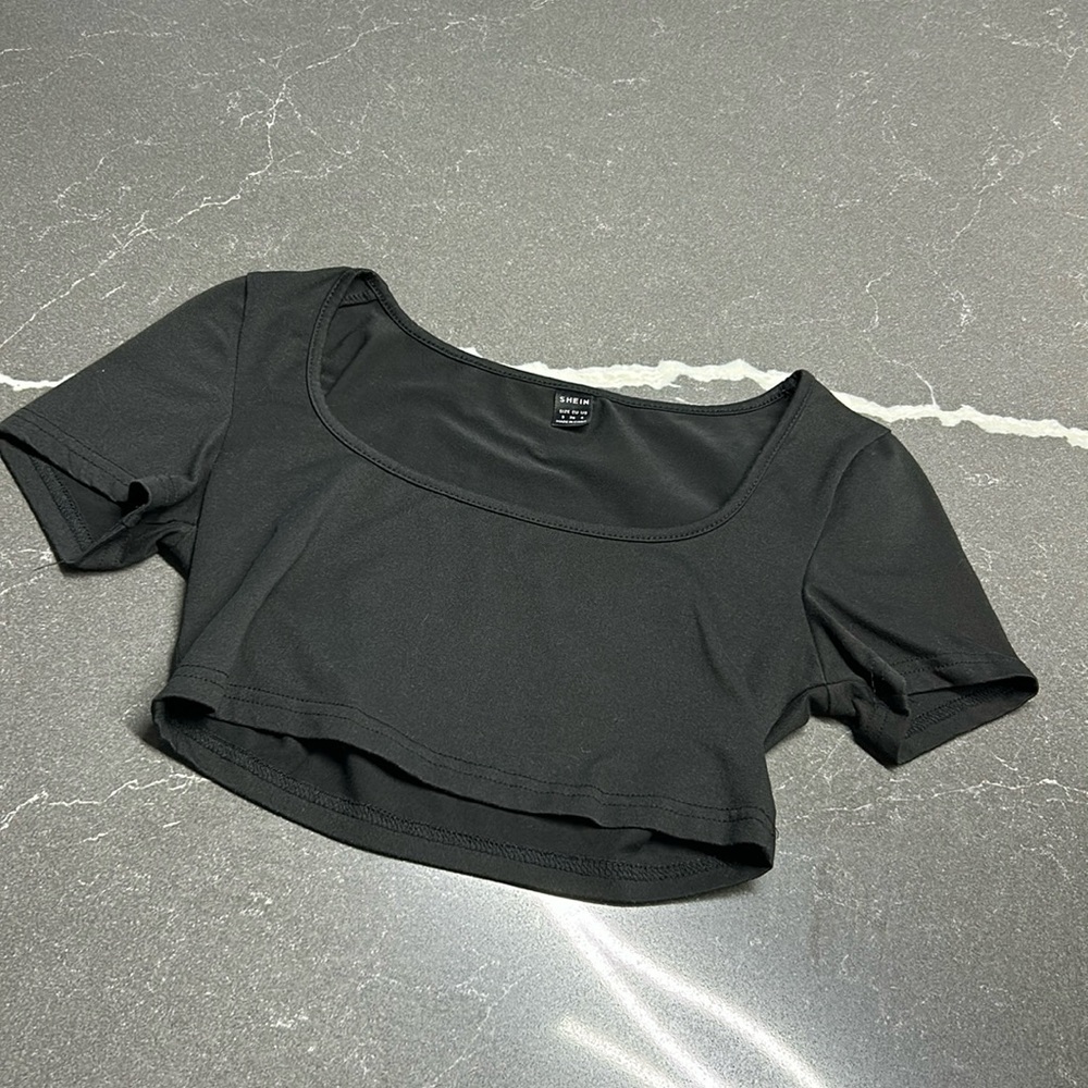 Cropped T-Shirt